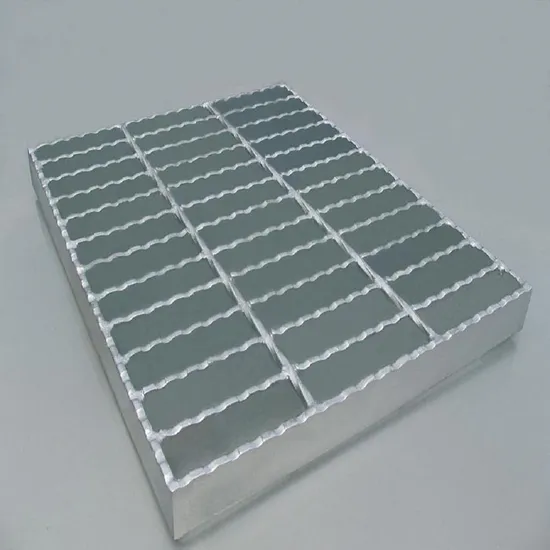 金属の建築材料 32*5mm の鋼鉄プラットフォームの熱い浸された電流を通された排水の鋼鉄格子